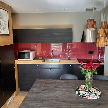 Luxury Apartment 克莱恩 蒙塔纳 外观 照片
