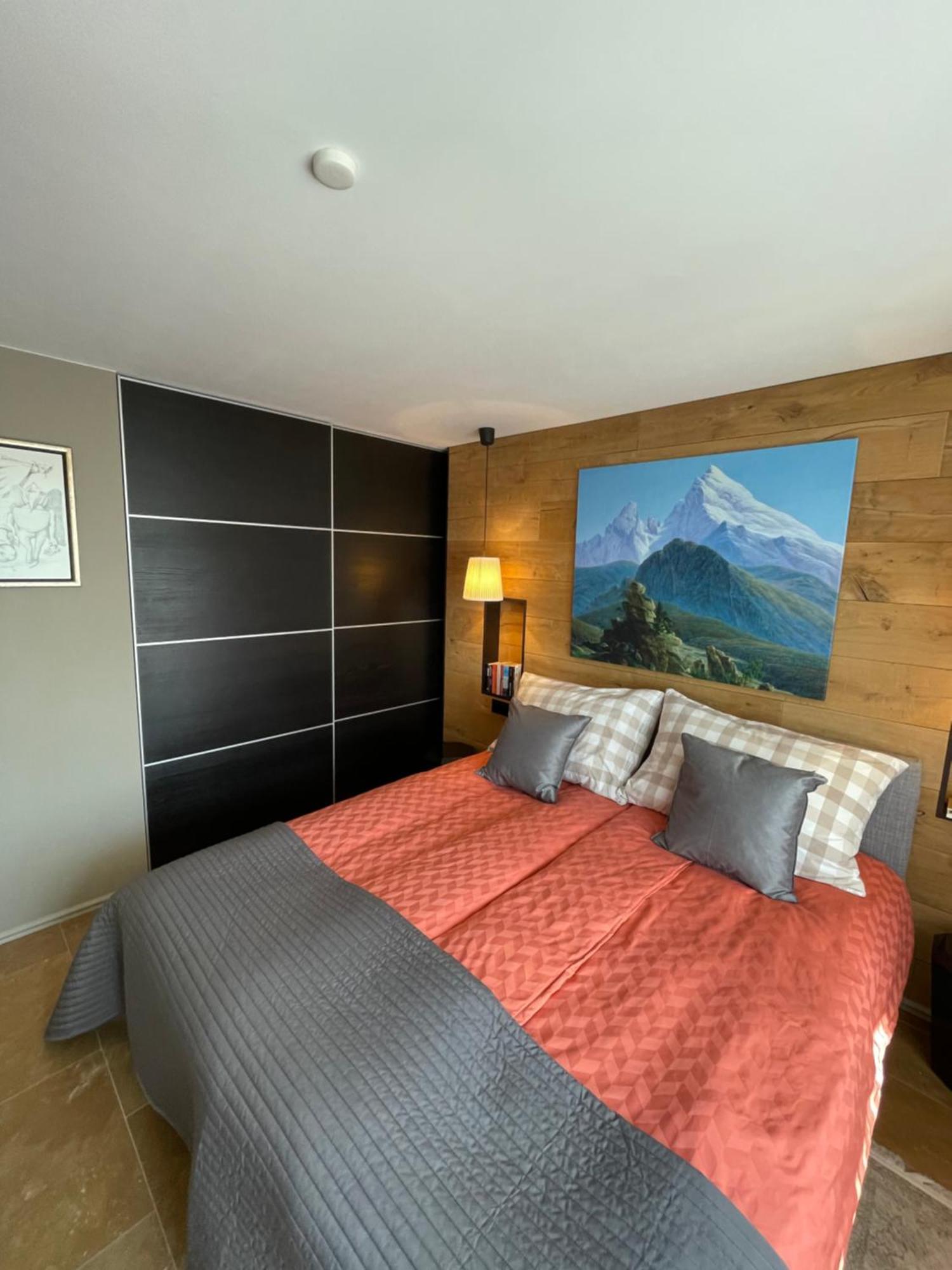 Luxury Apartment 克莱恩 蒙塔纳 外观 照片