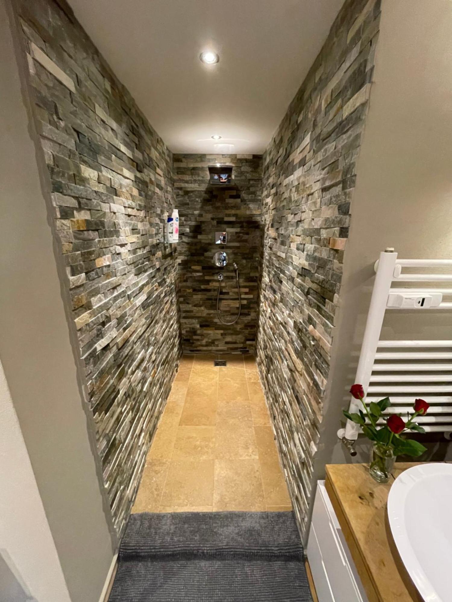Luxury Apartment 克莱恩 蒙塔纳 外观 照片